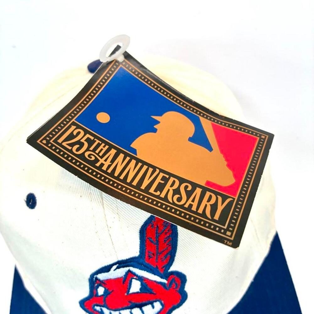 NWT Vtg 90s CLEVELAND INDIANS Official MLB Size Snapback Baseball Hat Cap - Picture 3 of 8
